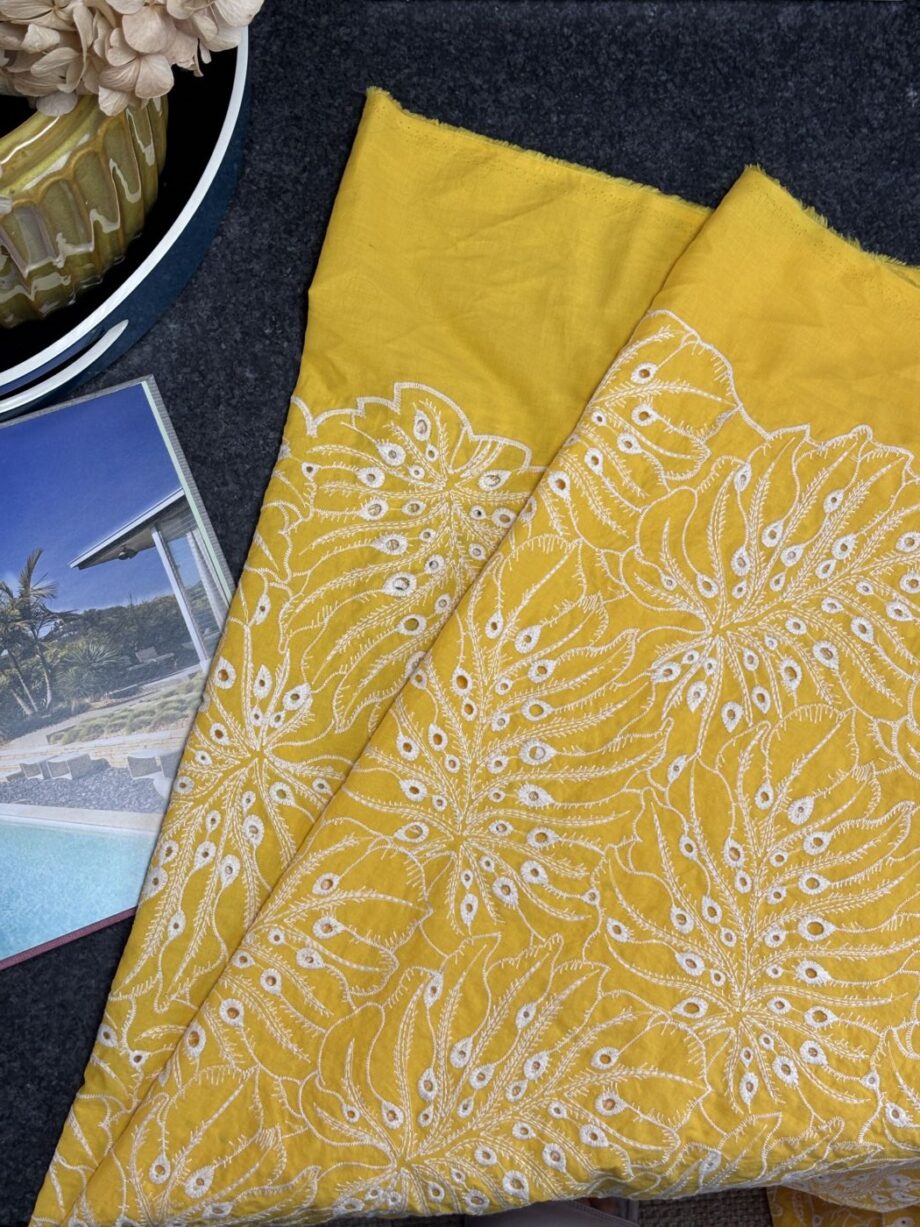 Tissu Tosca Sun Broderie Anglaise Bords Festonnés Tissus Au Mètre Nuances Fabrics 4