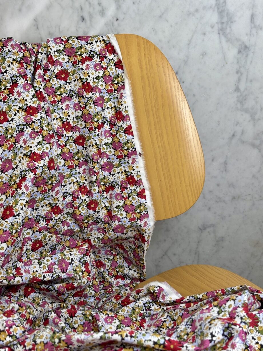 Tissu Elona Pink Coton Imprimé Petites Fleurs Tissus Au Mètre Nuances Fabrics 1