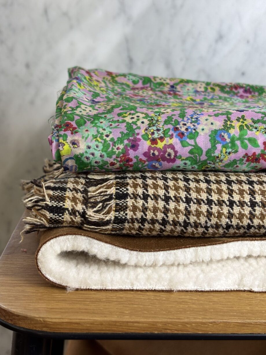 Tissu Rosemarry Coton Soie Imprimé Petites Fleurs Tissus Au Mètres Nuances Fabrics 6