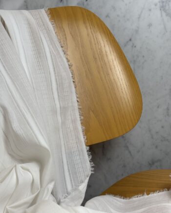 Tissu Amber Coton 100 % Brodé À Fines Rayures Blanc Tissus Au Mètre Nuances Fabrics 1