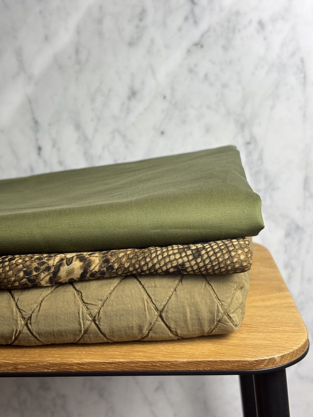 Issu Gabardine Coton Kaki Ivy Tissus Au Mètre Nuances Fabrics 3