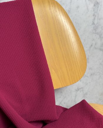 Tissu Cordelia Crêpe De Polyester Crinkle Grenat Tissus Au Mètre Nuances Fabrics 1