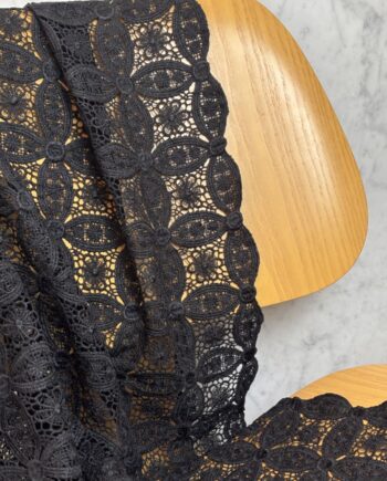 Tissu Dentelle Guipure Festonnée Noir Linda Tissus Au Mètre Nuances Fabrics 5