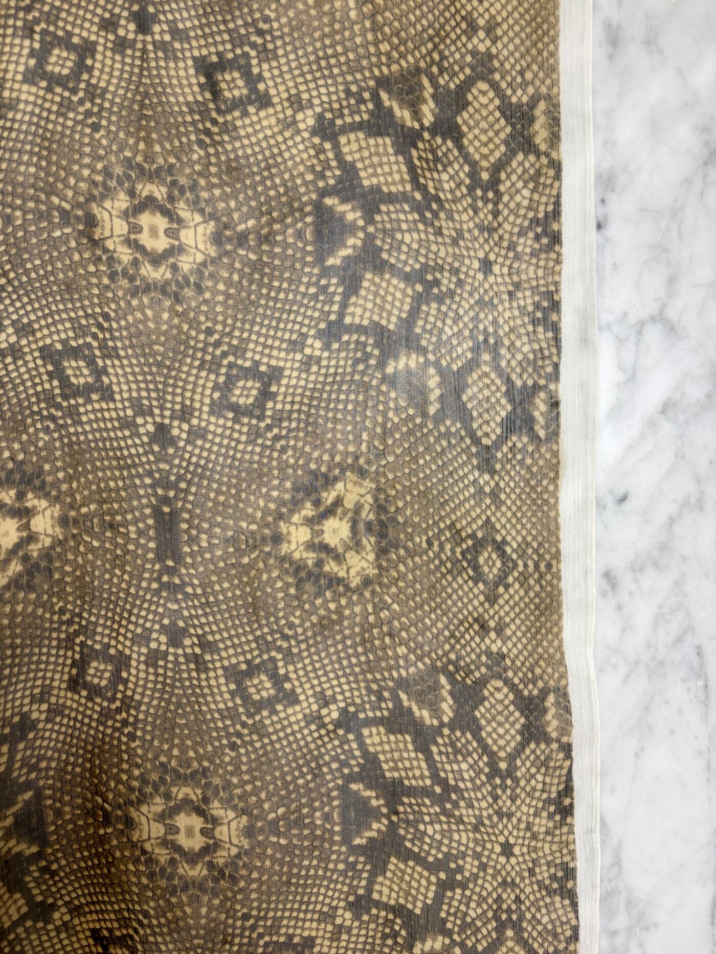 Tissu Donna Mousseline Soie Imprimé Python Tissus Au Mètre Nuances Fabrics 2