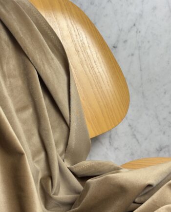 Tissu Kerry Velours Ras Uni Taupe Tissus Au Mètre Nuances Fabrics 1