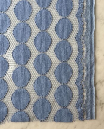 Coupon Blue 3 Dentelle Ajourée Tissus Au Mètre Nuances Fabrics