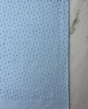 Coupon Broderie Anglaise Blue 9 Tissus Au Mètre Nuances Fabrics 1