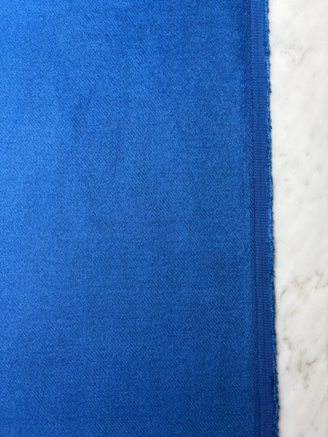 Coupon Caban Blue 20 Tissus Au Mètre Nuances Fabrics 1