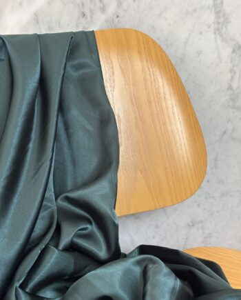 Tissu Andie Polyester Satin Vert Sapin Tissus Au Mètre Nuances Fabrics 1