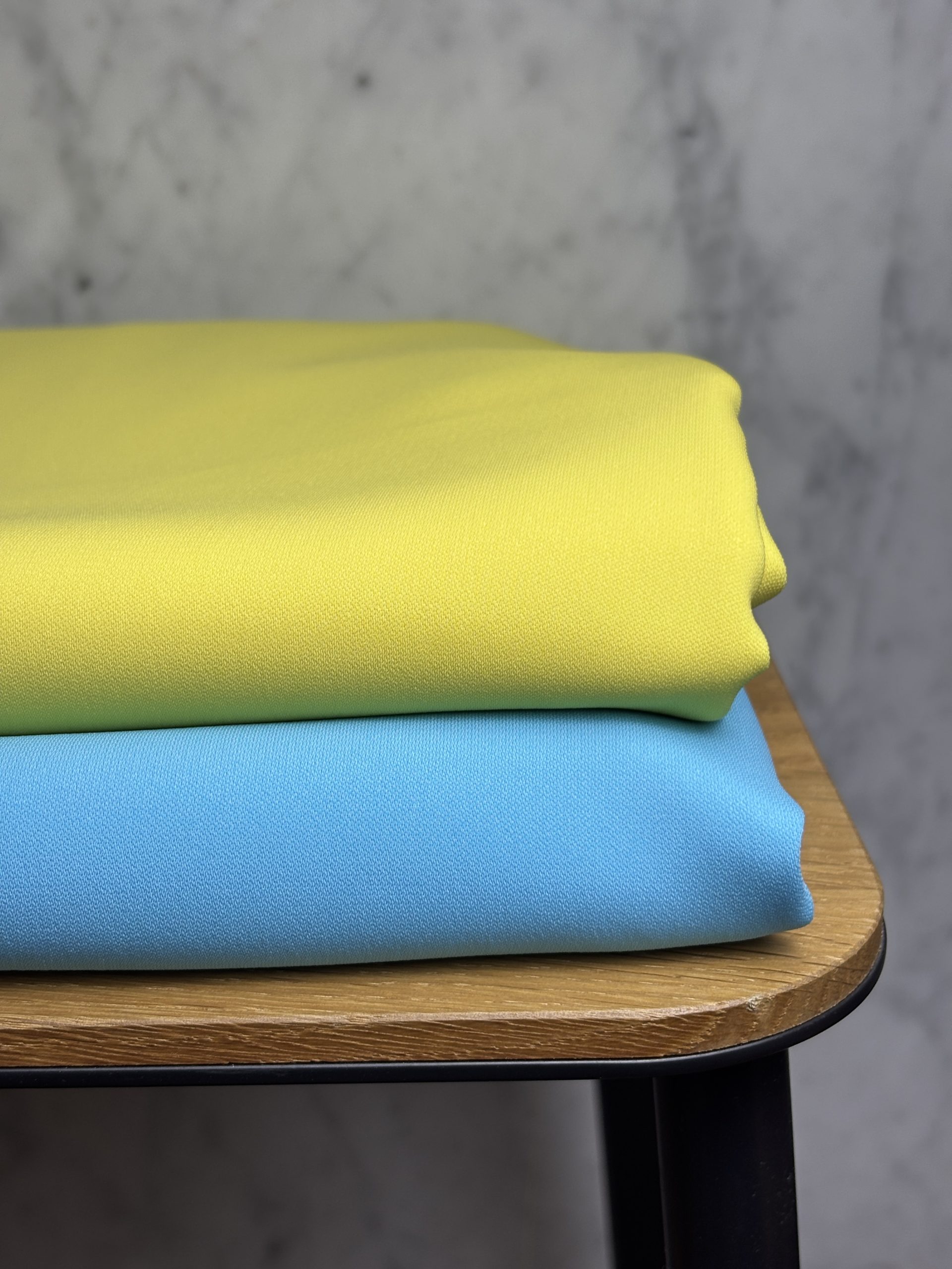 Tissu Harriet Double Crêpe Stretch Tissus Au Mètre Nuances Fabrics 1